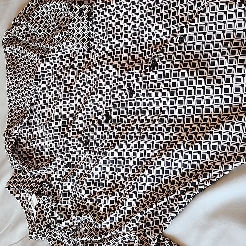 H&M Black and Taupe Diamond Pattern Women's Long Sleeve Blouse Size 8
